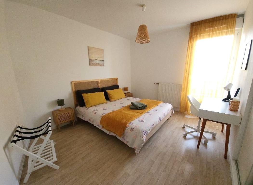 Superbe Appartement ,Proche De Paris, Dans Residence Privee , Ideal Familles, Parking Et Wifi Gratuits! ! ! Vitry-sur-Seine Buitenkant foto